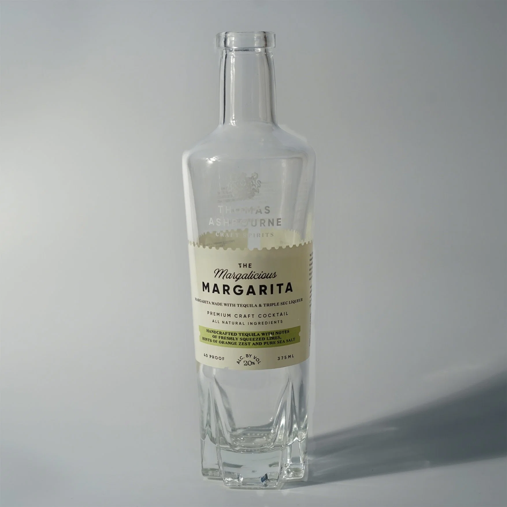 Diseño a medida vacío único cristal transparente licores Vodka Tequila Botella de vidrio