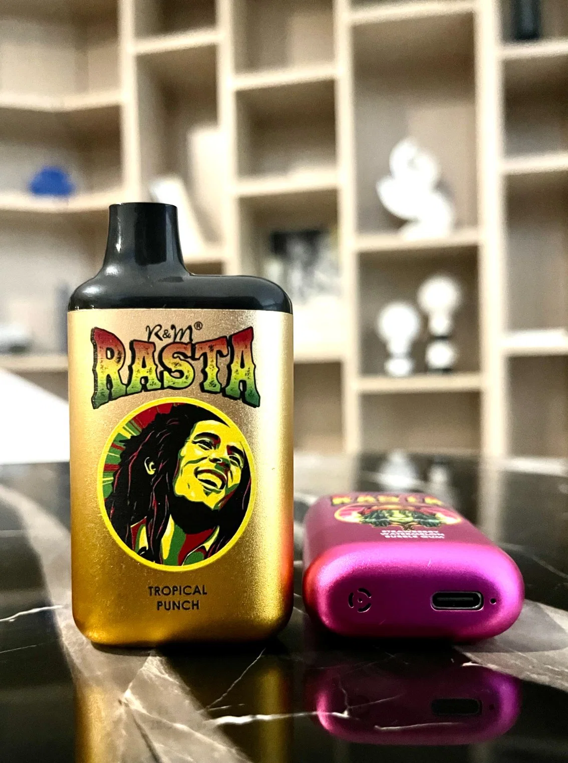 R&amp;M Rasta 5500 Puffs Mesh Coil Großhandel/Lieferant Einweg-Vape Pod 2% 5% Nikotin