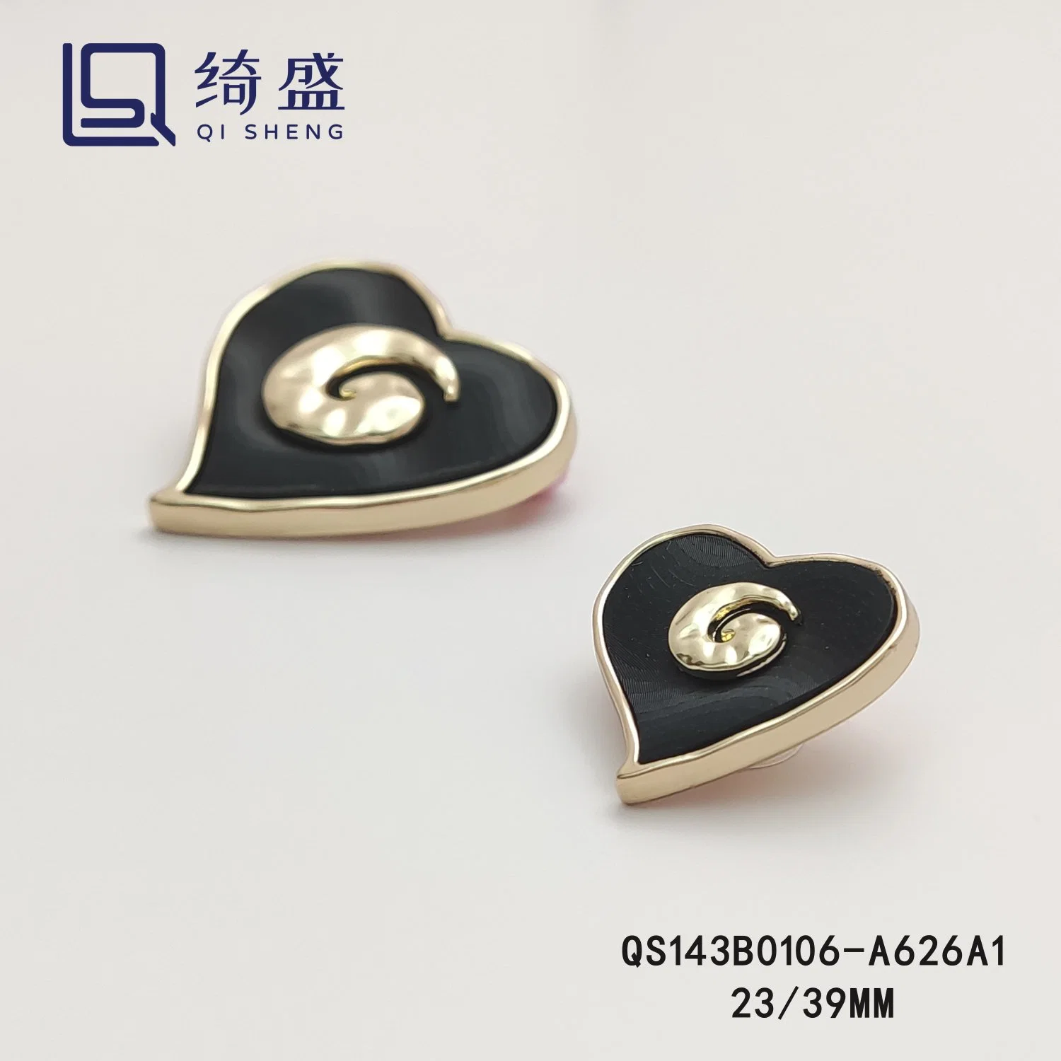 Heart-Shaped Metal Button/Ladies Decorative /Fashionable and Delicate Button