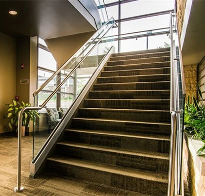 Commercial Building Staircase Railing Aluminum U Channel Glass Railing