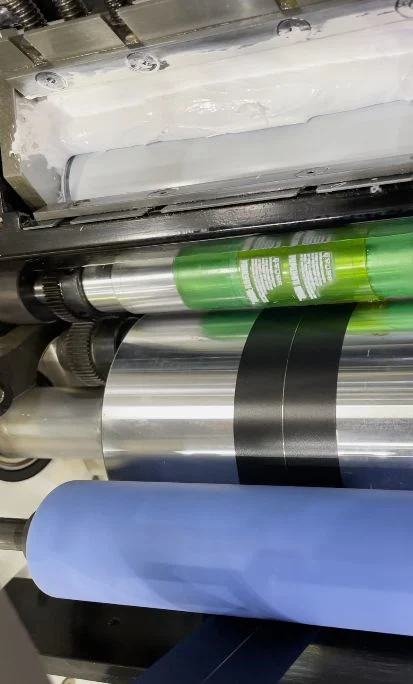 4+2 Colors on-Running Registration Flexo Printing Machine