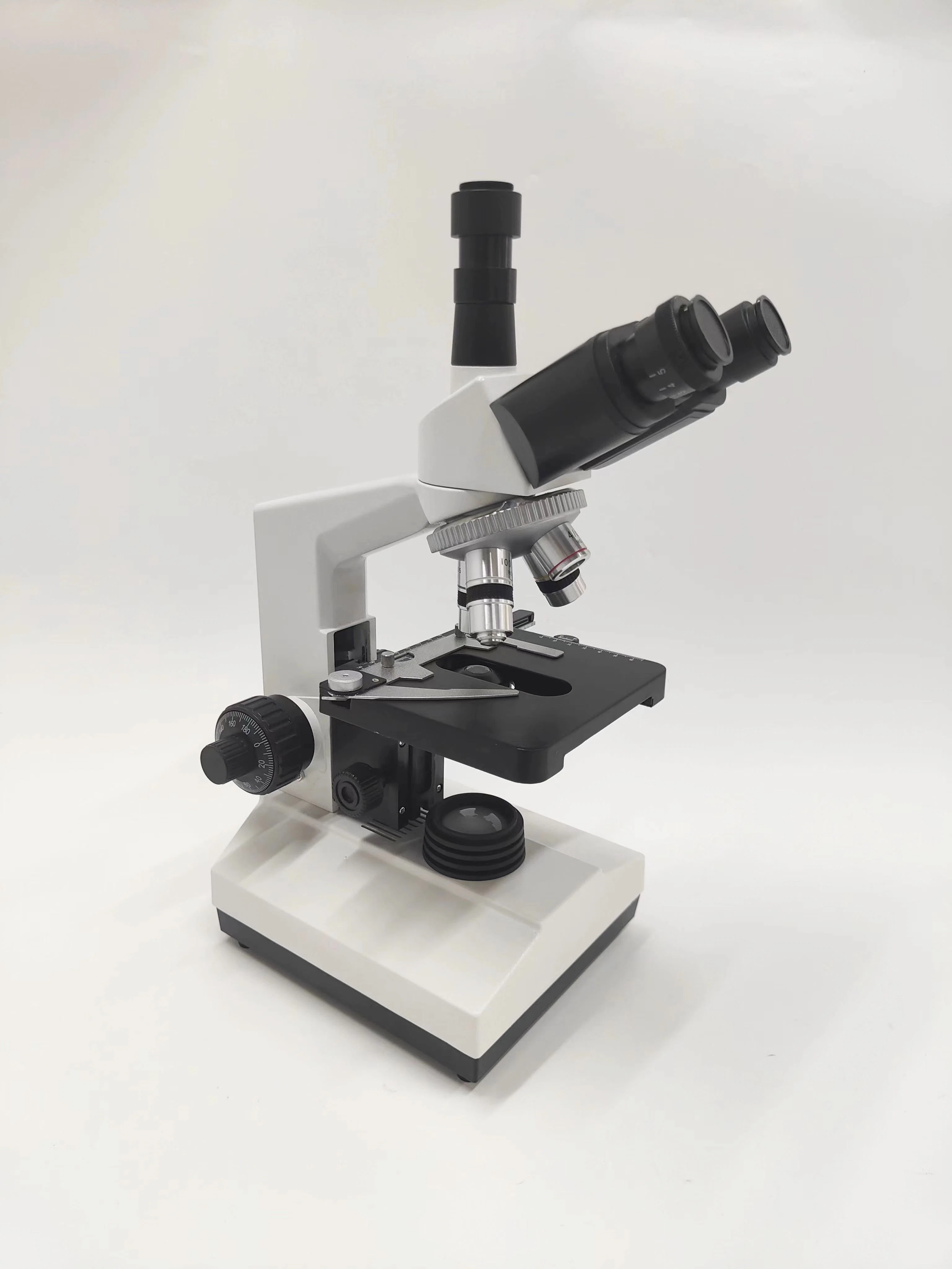 Instrumento óptico microscópio biológico com cabeça trinocular - 107sm