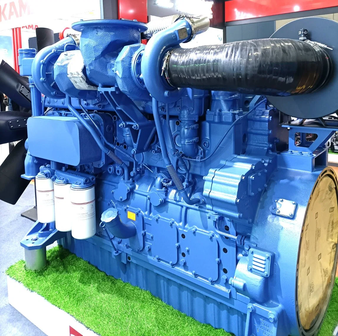 Yuchai 6th1320 Diesel Engine Power Generator 900kw Standby Genset 1125kVA Generateur