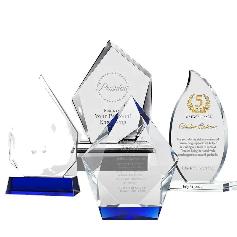 New Design Custom Logo Crystal Trophy with Wooden Base Award Glass Trophies