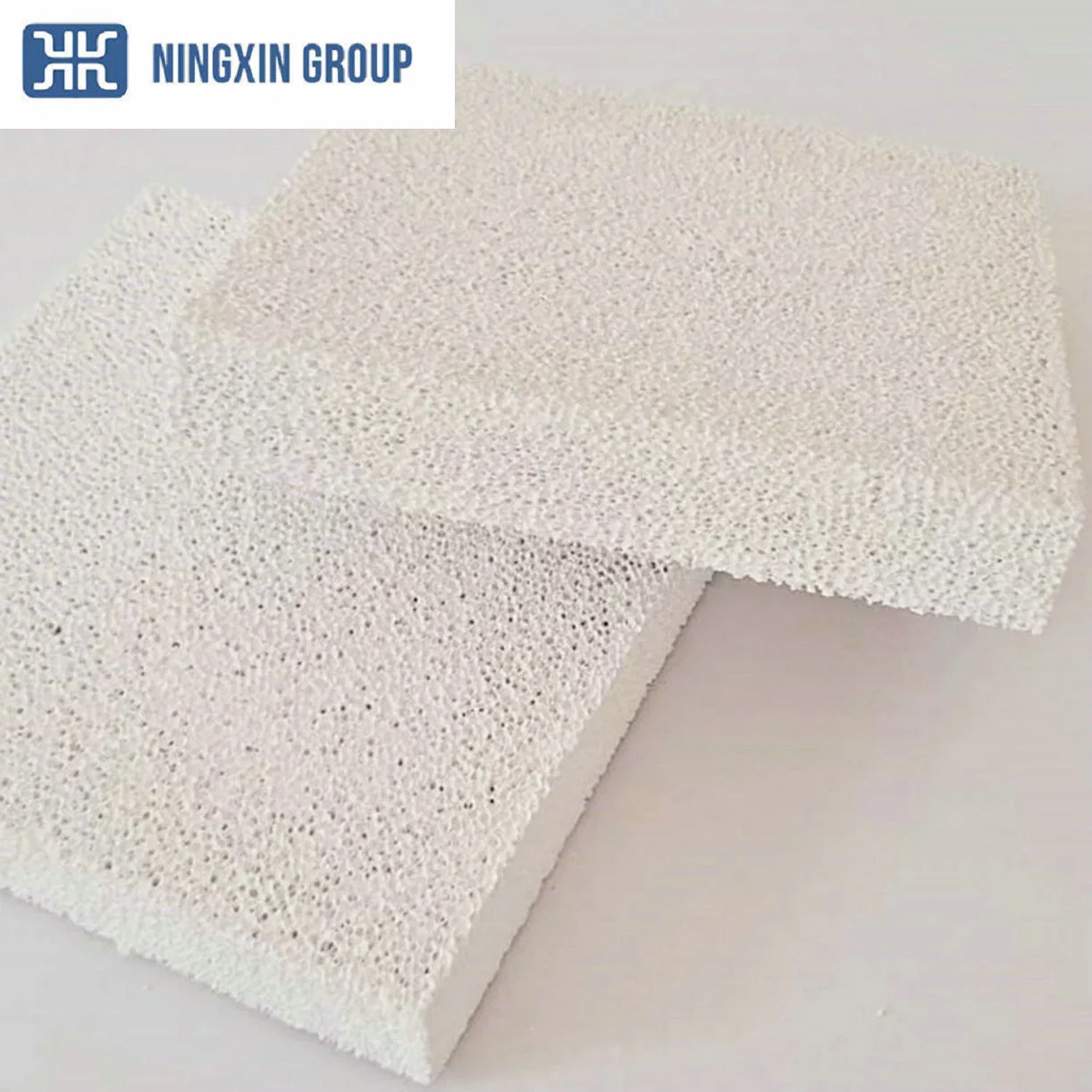 A alumina Ningxin carboneto de silício a placa do filtro de espuma de cerâmica 10 15 20 ppi para fundição