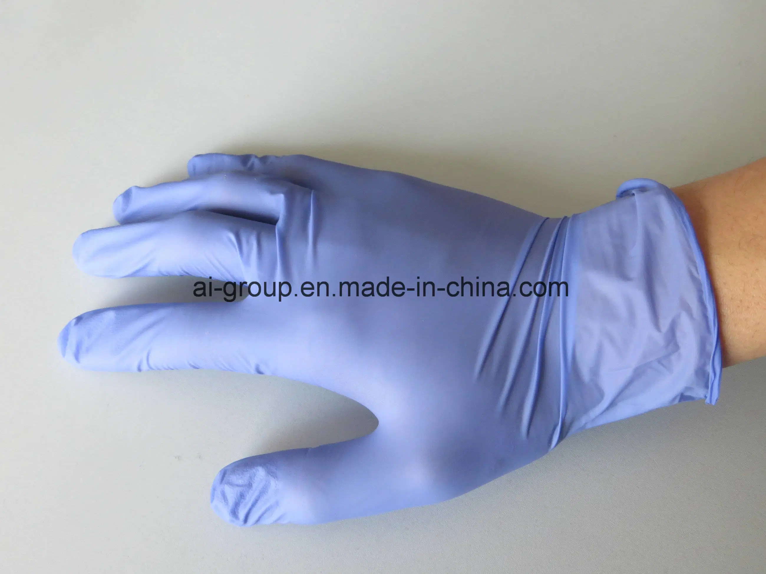 Purple Nitrile Exam Wholesale/Supplier Disposable Latex Vinyl Safety Examination Protective Glove Powder Free or Powdered with USP Absorbable Corn Starch