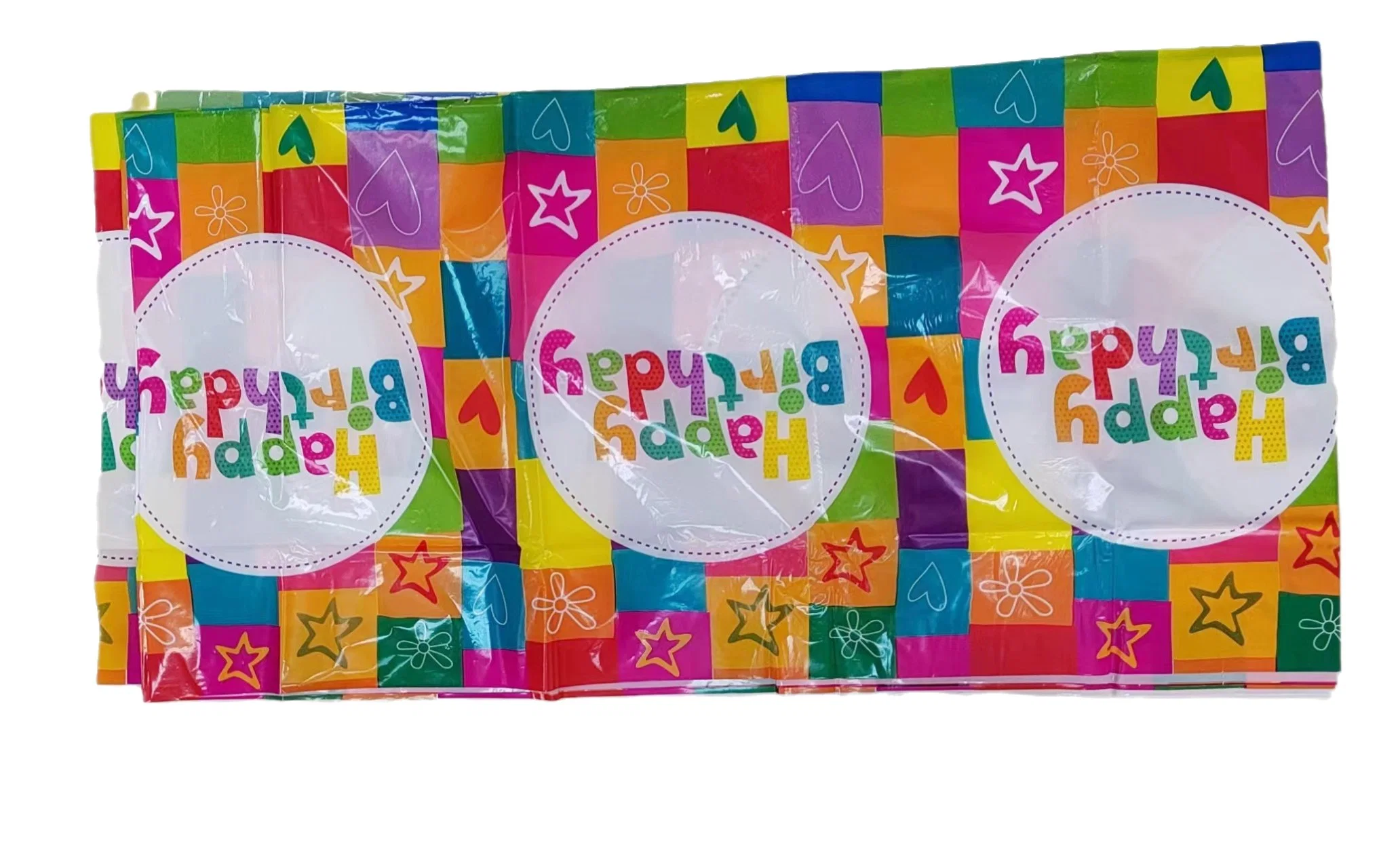Nappe en plastique imprimée avec un motif personnalisé pour une fête d'anniversaire.