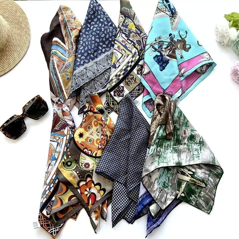 Wholesale/Supplier Design Ladies Luxury Printed Satin Scarf