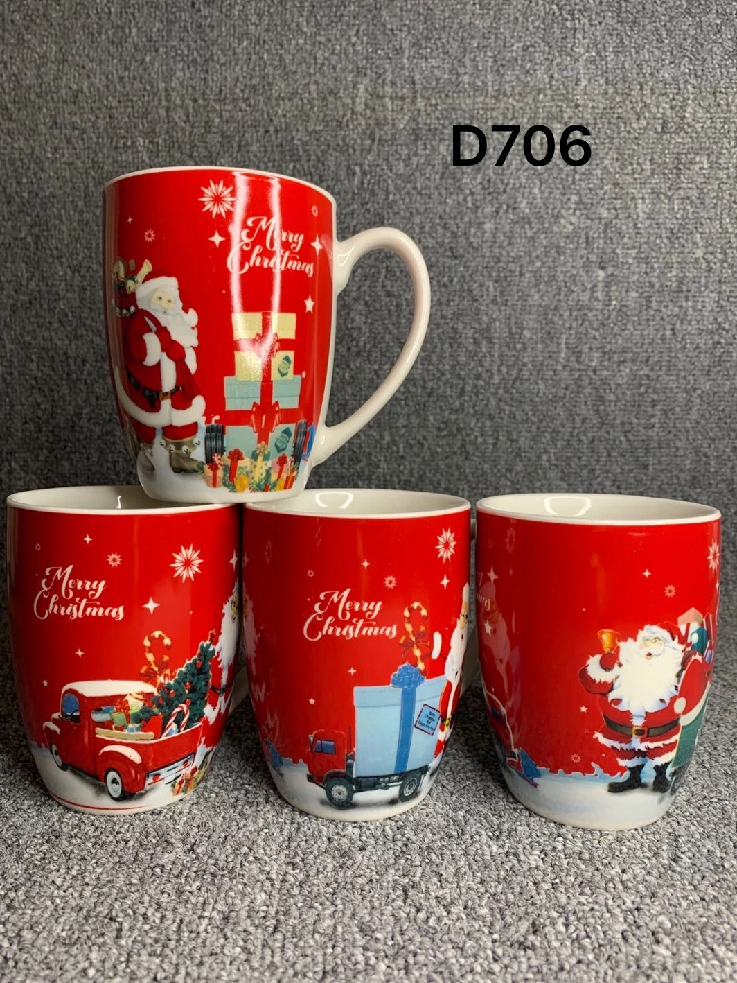 Wholesale/Supplier Set of 4 Cute Dog Pattern christmas Gift Porcelain Drinking Mugs