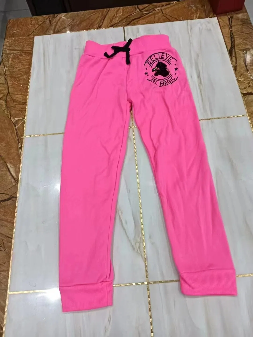 Wholesale/Supplier Second Hand Lady&prime; S Pants New Goods