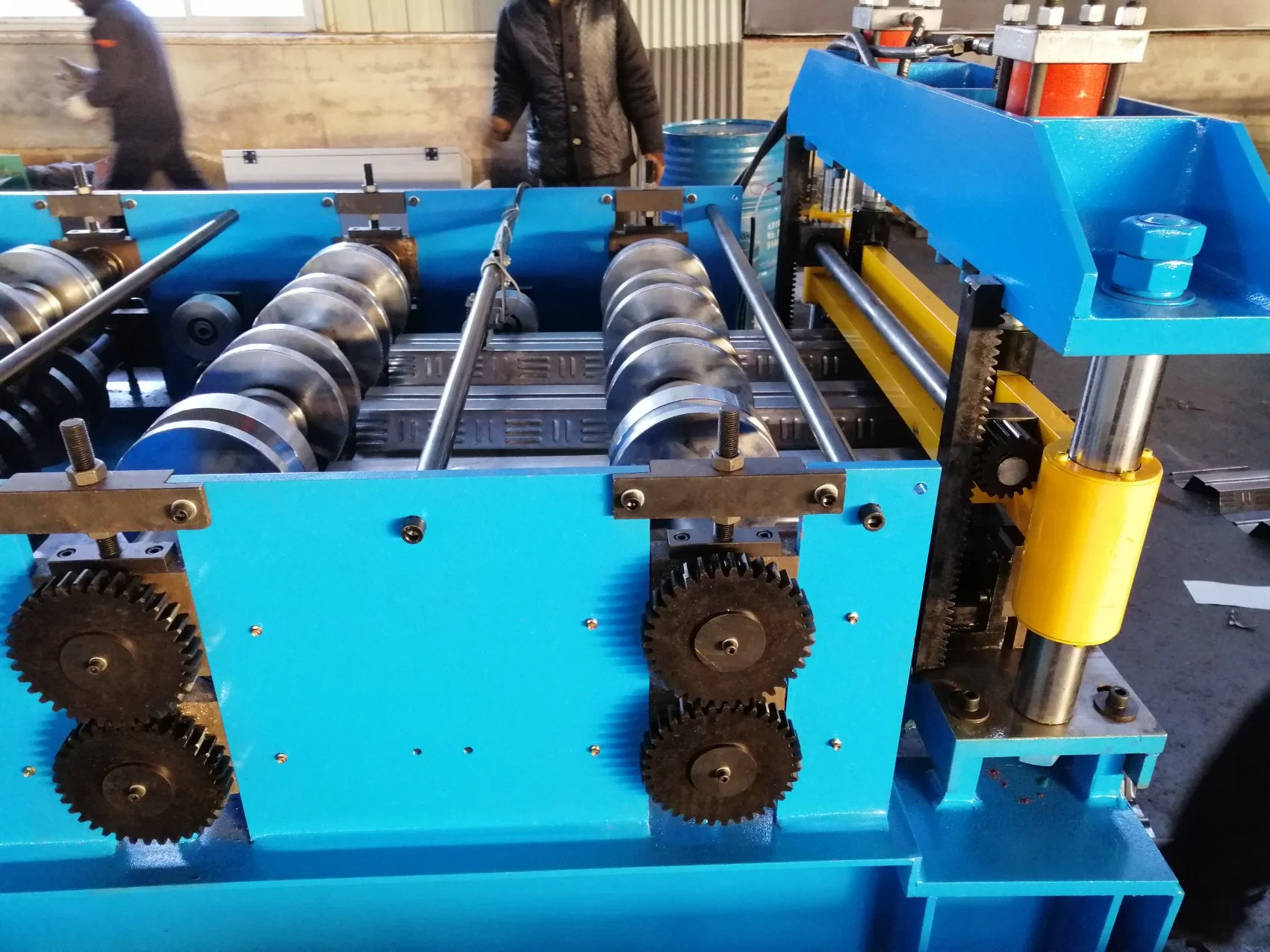 Automatic Floor Deck Tile Sheet Roll Forming Machine 980 Hot Sale Floorboard Making Machinery