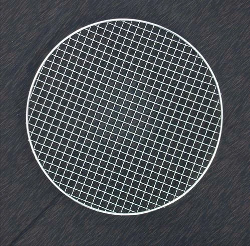 Grill Mesh BBQ Tool - Mesh Grill Mat That Allows Smoke to Pass Through - Non-Stick - Perfect for Grills, Smokers and Ovens