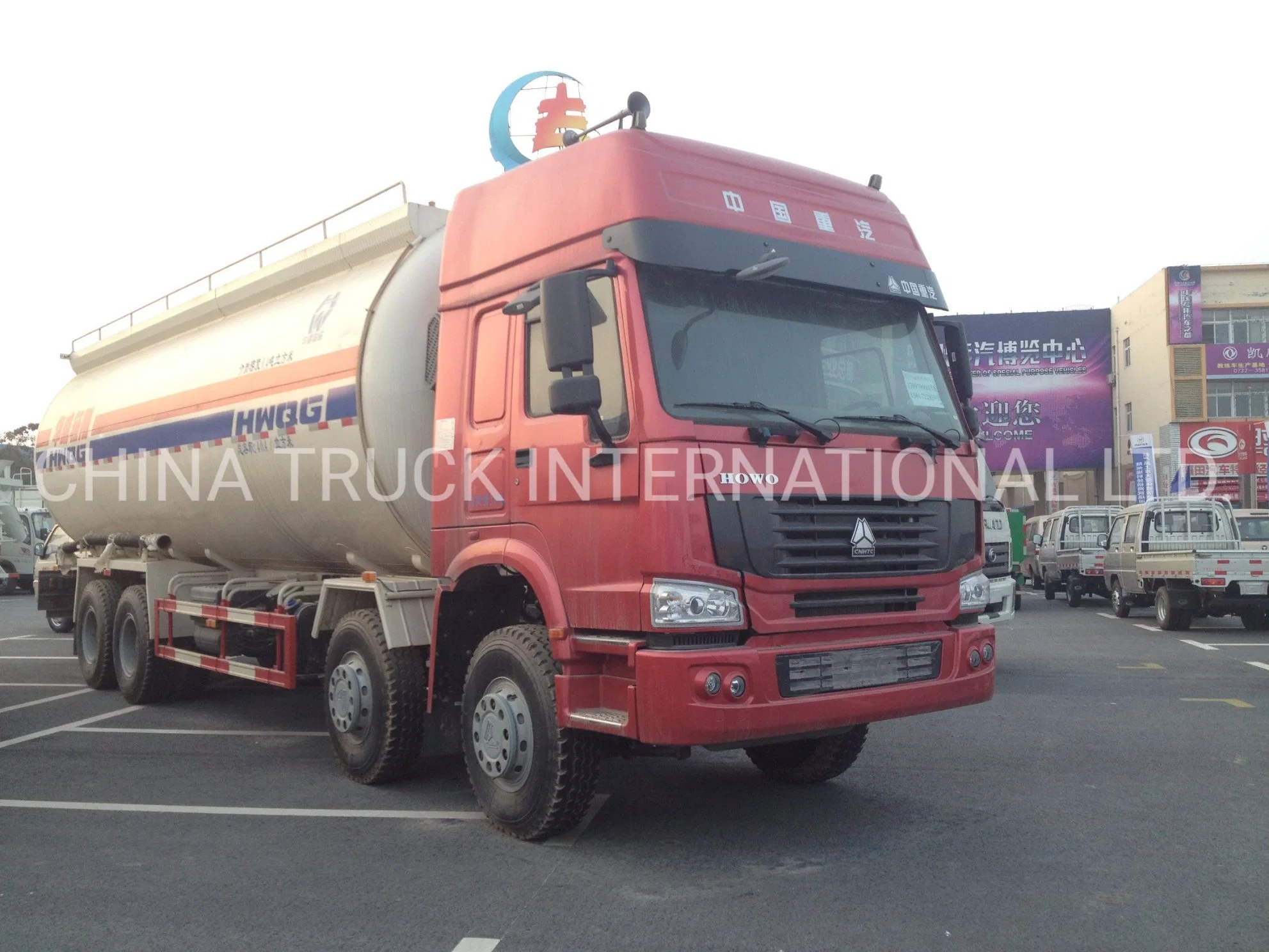 Sinotruk HOWO 6X4 Bulk Cement Tanker Truck