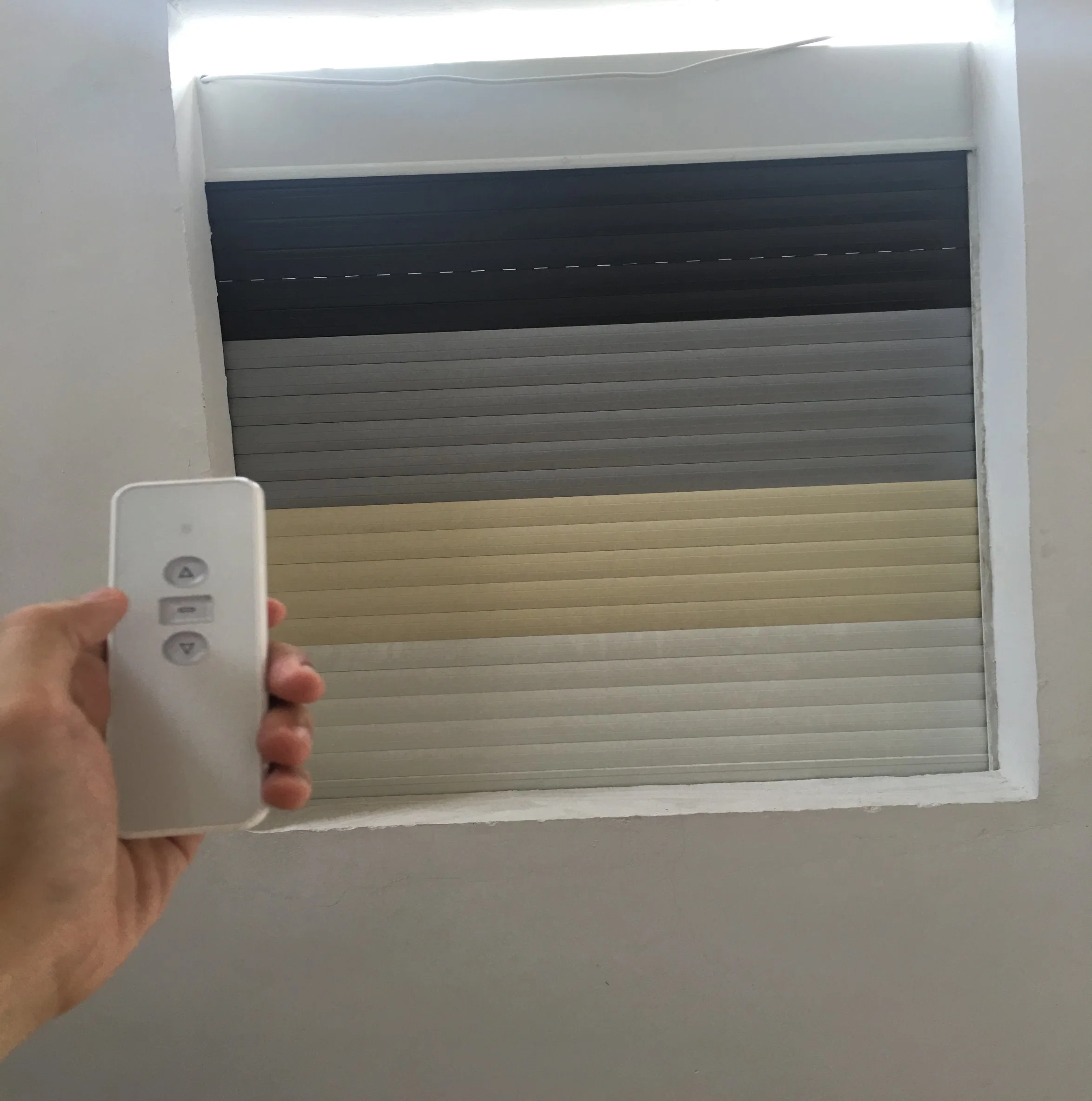 High quality/High cost performance  Aluminum Exterior Modern Metal Roller Shutter for Window