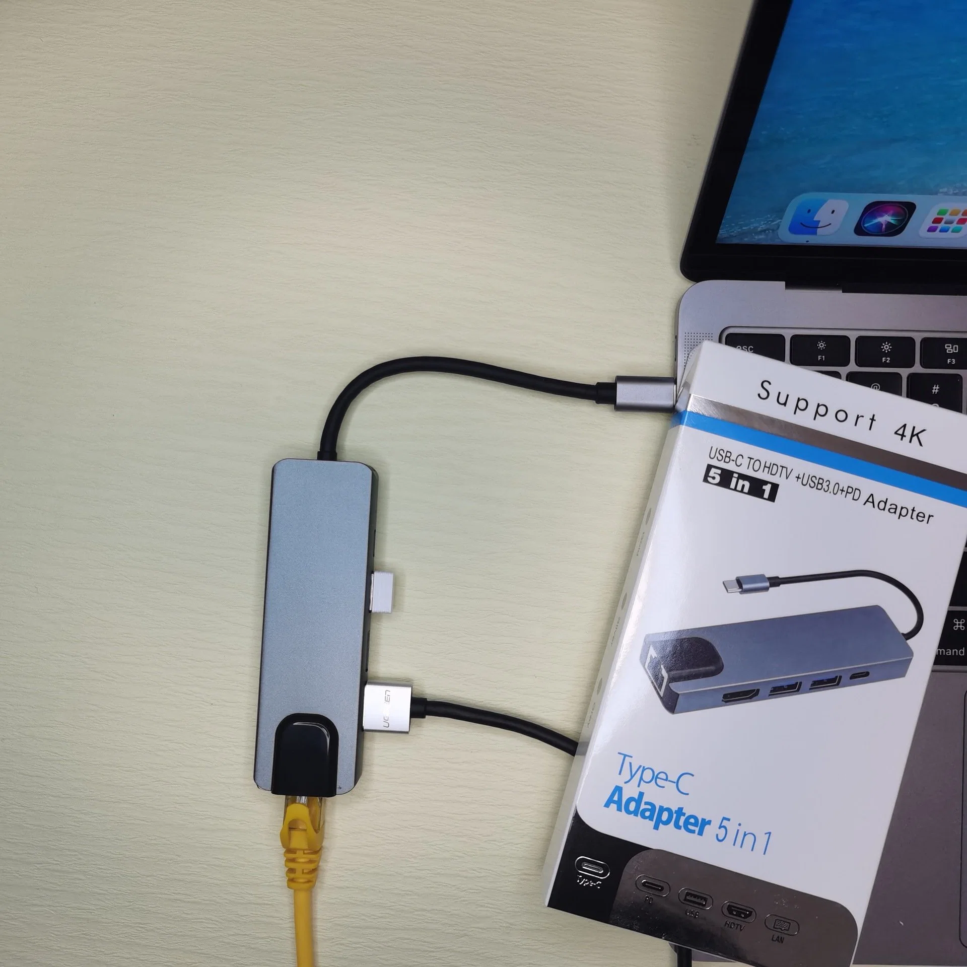 Estação de ancoragem USB C Dual Monitor para computador portátil DELL/HP/Lenovo/Surface, adaptador múltiplo USB C Hub 5 em 1 de ecrã triplo, dongle USB C com USB VGA 4K PD HDMI