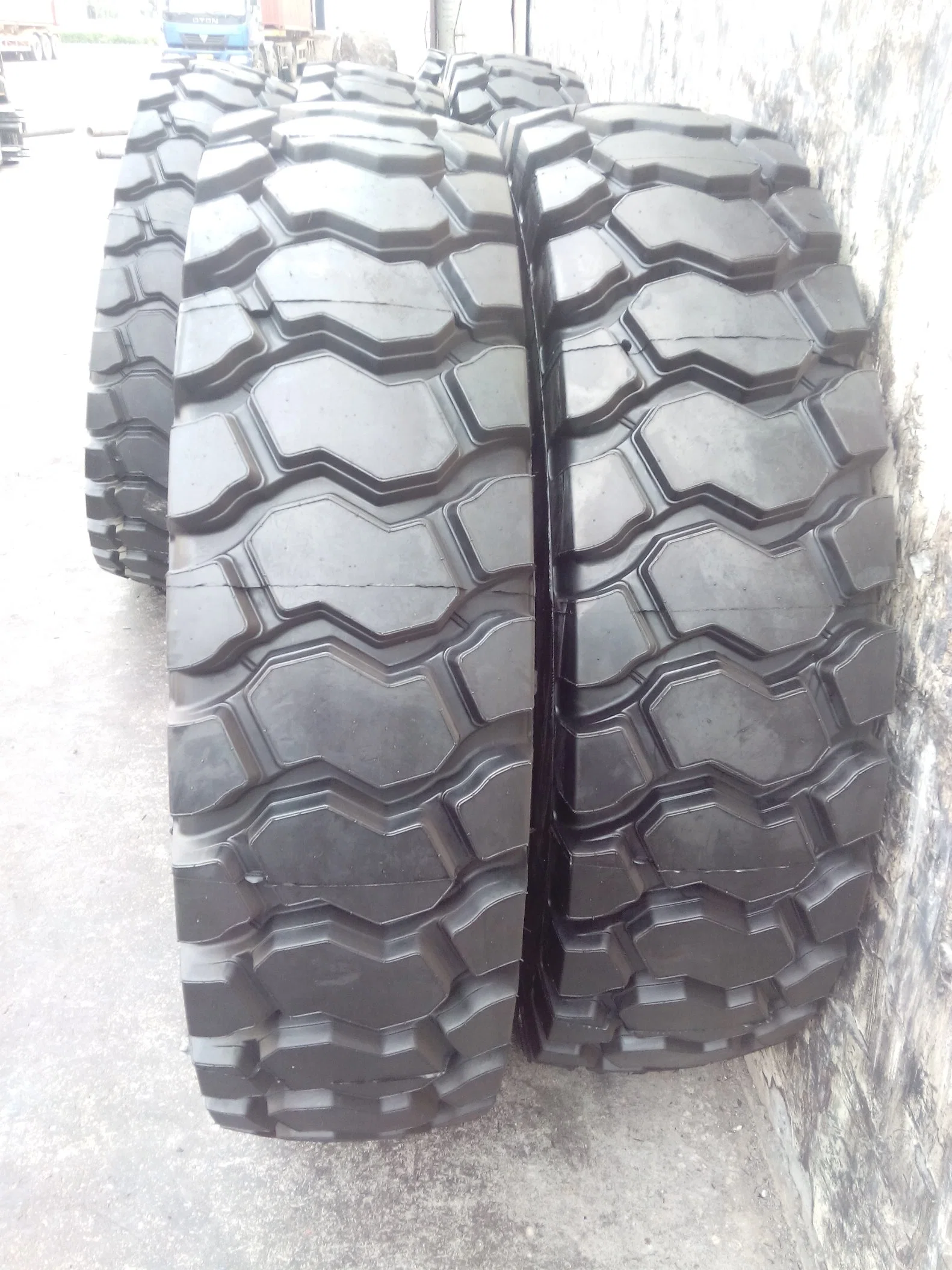 14.00r25 Radial OTR Reifen Off Road Reifen Tieh Zertifikat 18.00r25