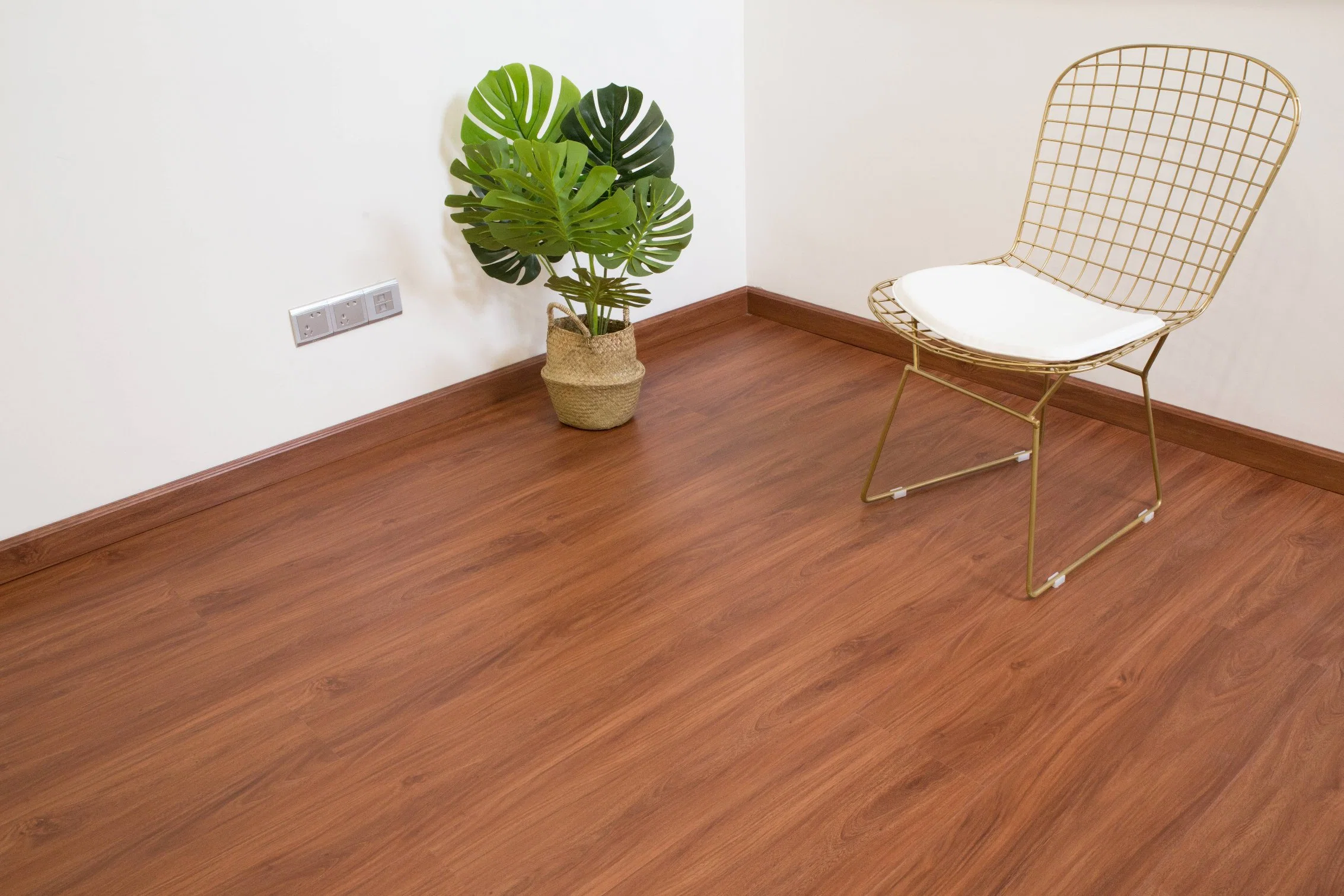 Le bois de chêne parquet mosaïque regarder PVC Revêtements de sol composite en plastique