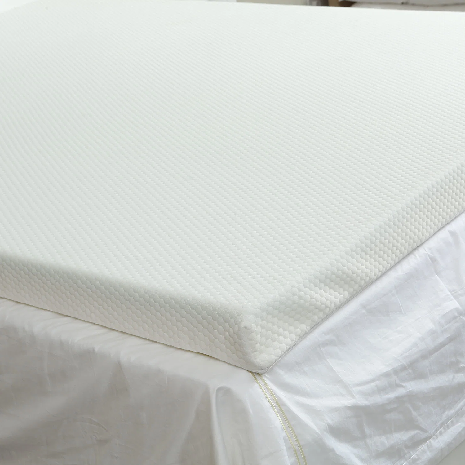 192*140*8cm Filling Cooling Gel Infused Foam Mattress