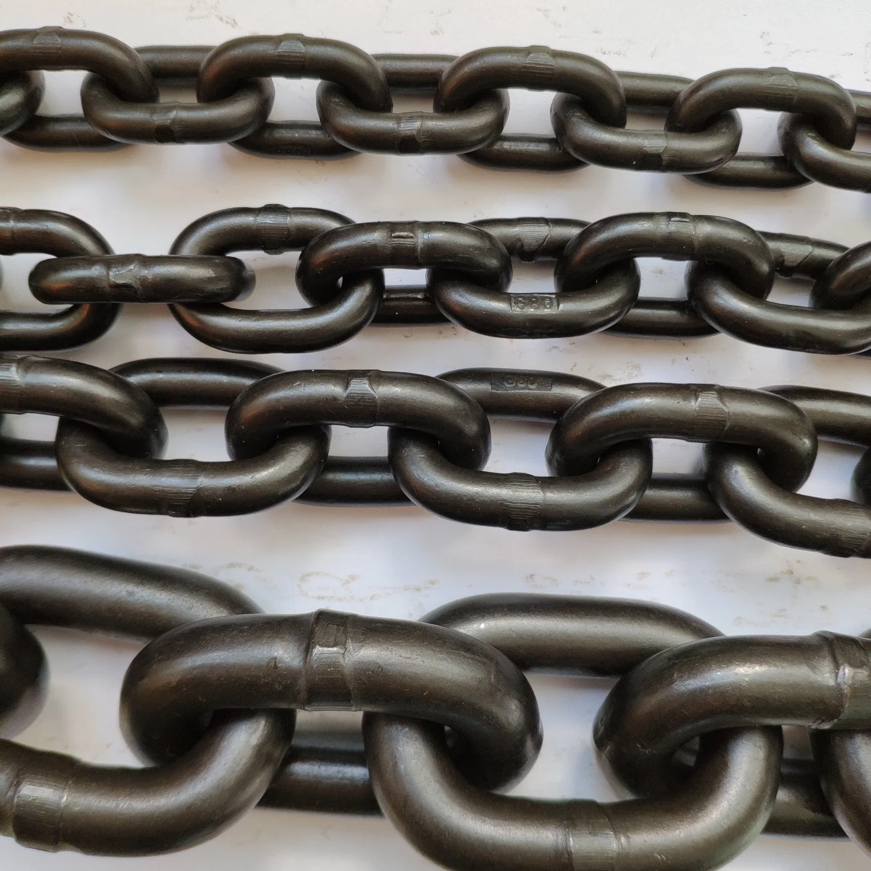 Grade 80 Alloy Steel Lifting Black Chains or Self Color Chain