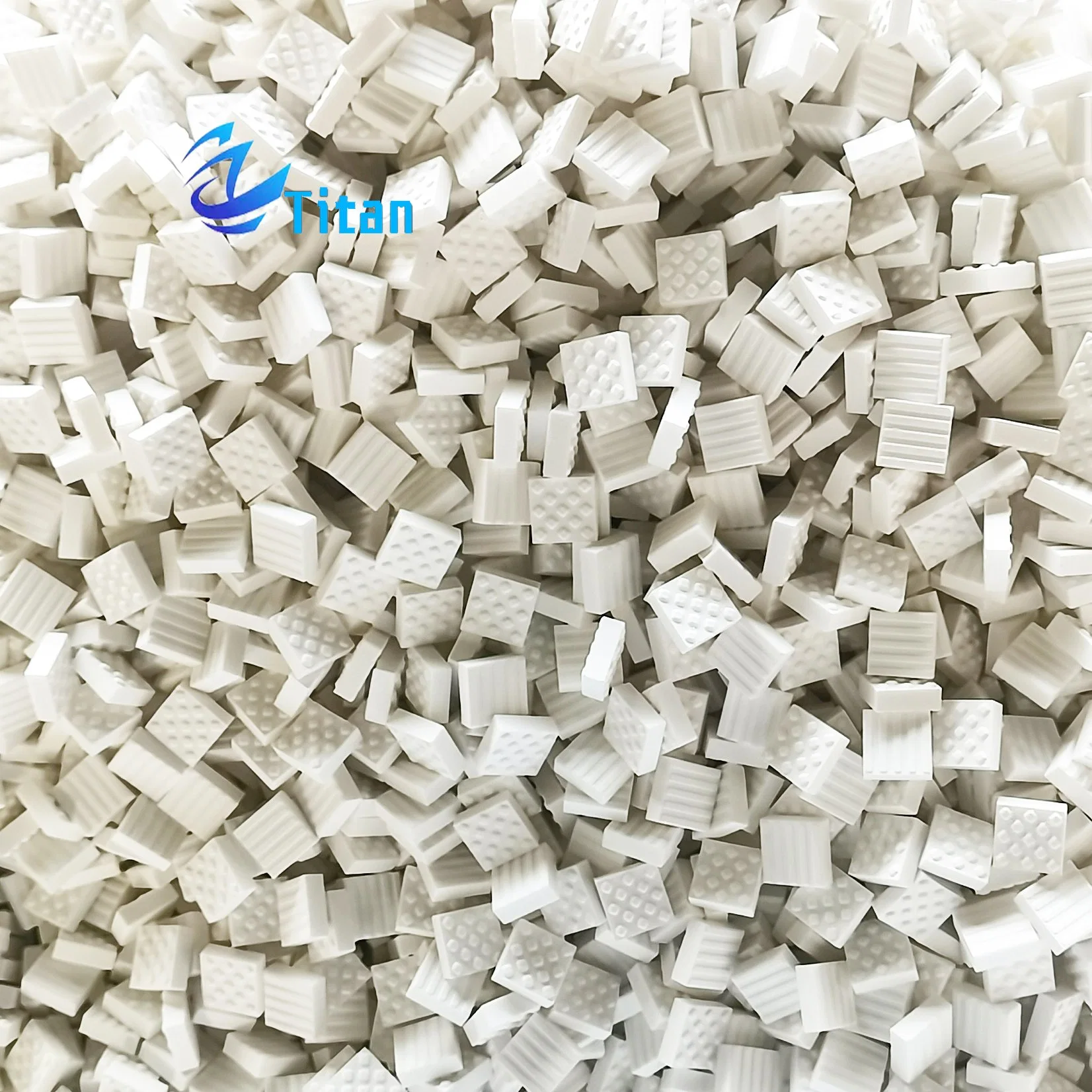 Industrial Mosaic High Al2O3 Alumina Ceramic Tiles/Pieces Manufacturer