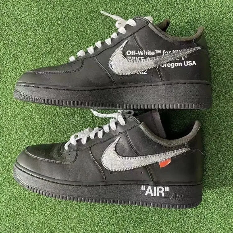 العلامة التجارية العصرية ثلاثة ألوان أحذية Air Force 1 العادية من Nike