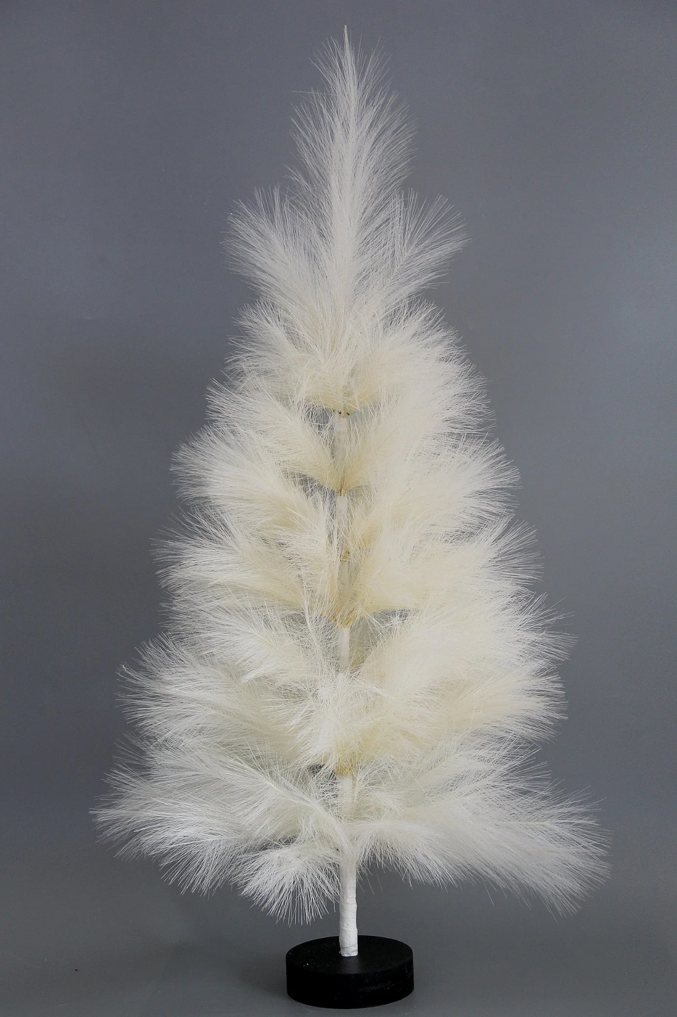 2024 New Trend Original Design Multiple Sizes Pampas Tree 80cm 100cm 125cm 150cm White Artificial Christmas Tree Large Indoor Decor