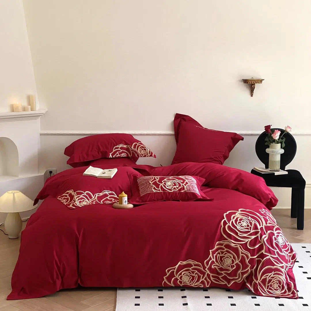 100% Cotton Red Embroidery Comforter Duvet Cover King Size Pillow Shams Pillowcases Premium Home Textile 4PCS Bed Sheets Coverlets Bedding Set Wholesaler