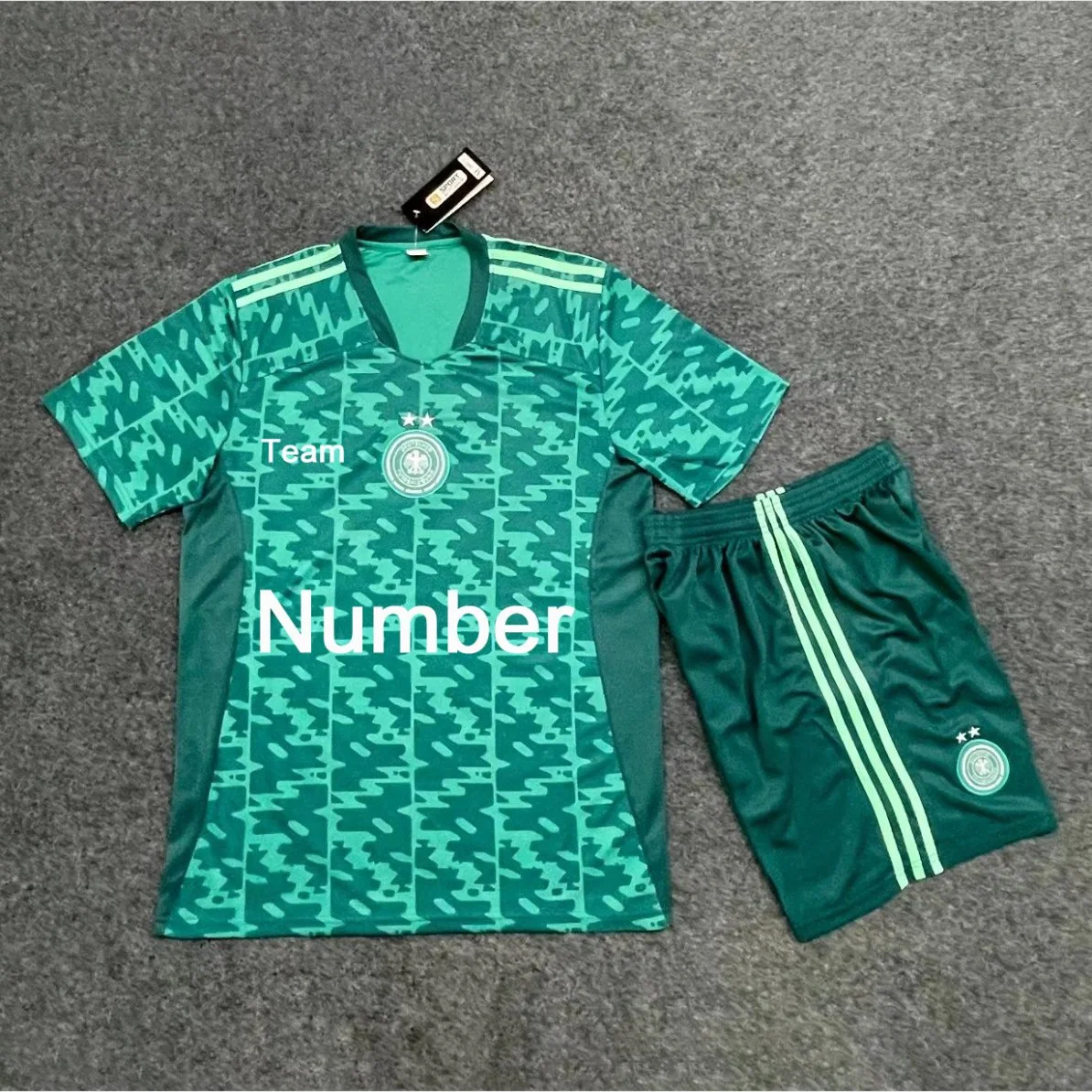 Men Short Sleeve Soccer Jersey Set Adult Football Clothing Boy Soccer Shirt Wear Customized Name DIY Number