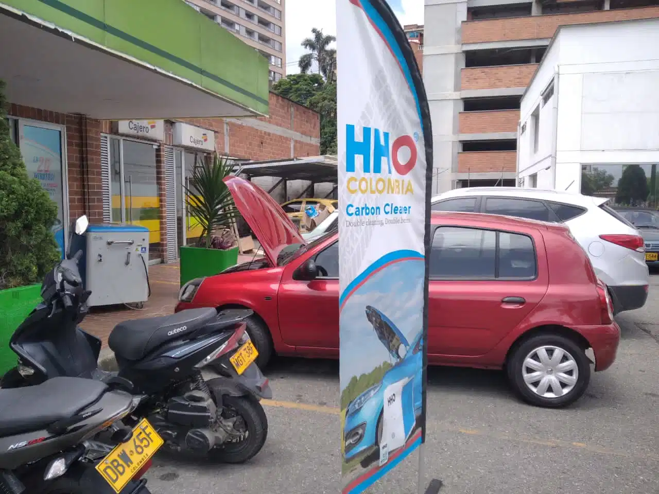 El motor de HHO generador de gas de la máquina de limpieza de carbono para el cuidado de la Car Wash Limpiador de carbono de la máquina