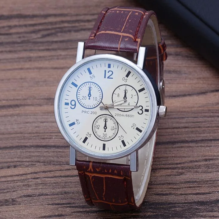 Wholesale/Supplier Fashion Three-Eye Men Quartz Watch Blue Glass Belt Men Wrist Watch