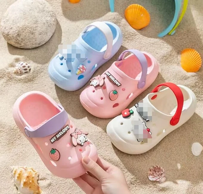 Ruunjoy Sanrio niños niñas Cartoon Zapatillas Kawaii Cute Slipper suave Zapatos para el hogar sin cordones Baby Beach Shoes EVA