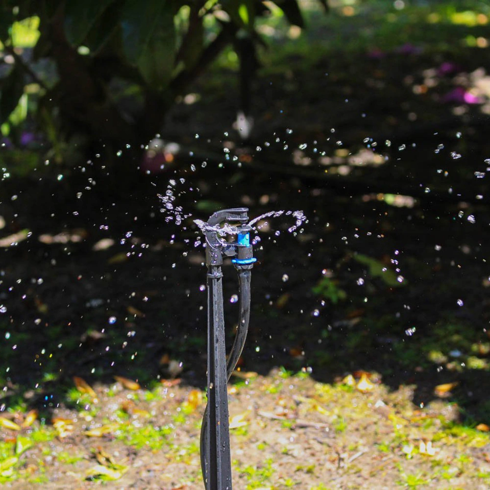 Système d'irrigation en serre micro-système d'arrosage à piquets noirs en plastique