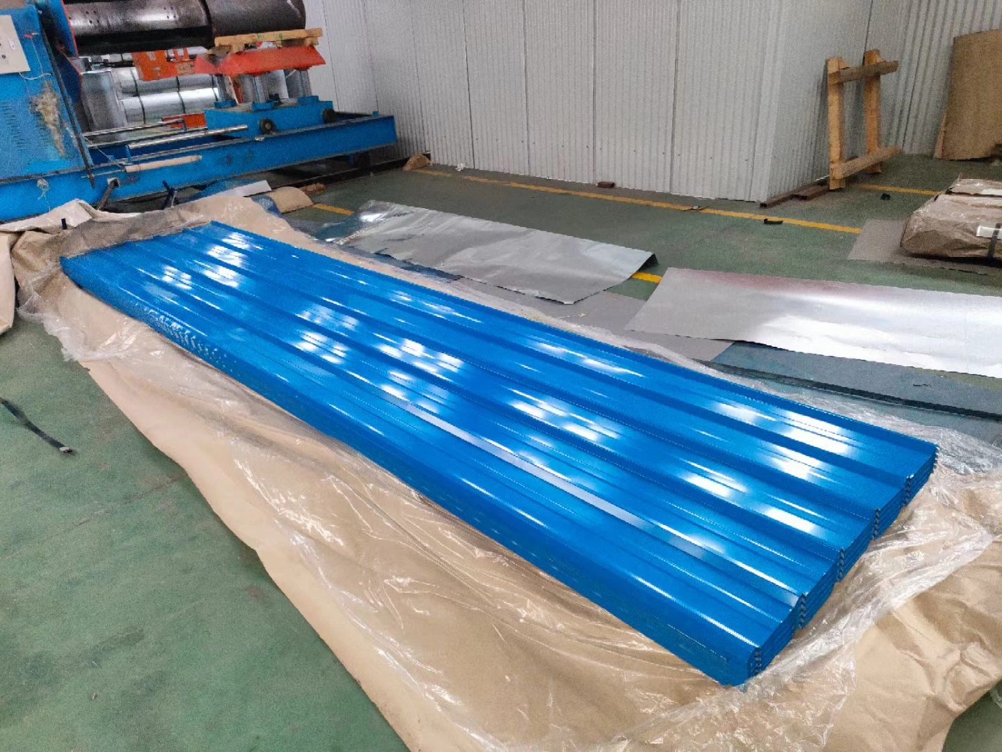 Iron Color Sheet Zinc Galvanized Corrugated Steel Roofing Sheet