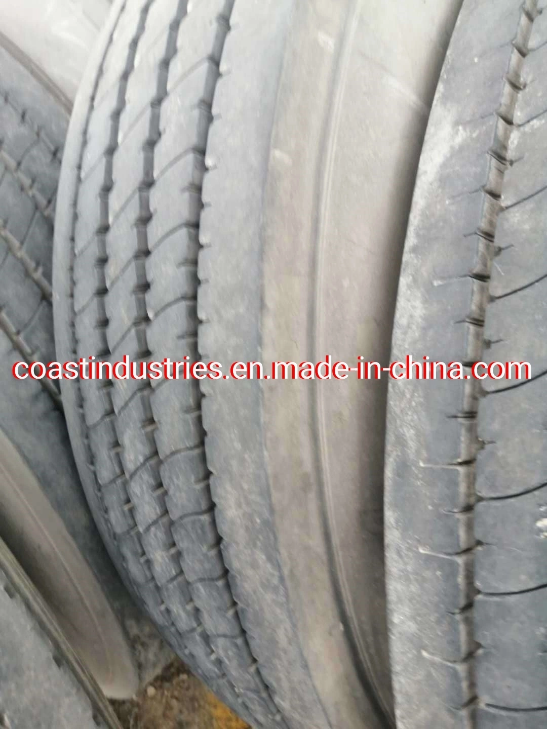 Pneu de caminhão usado__295/80r22.5