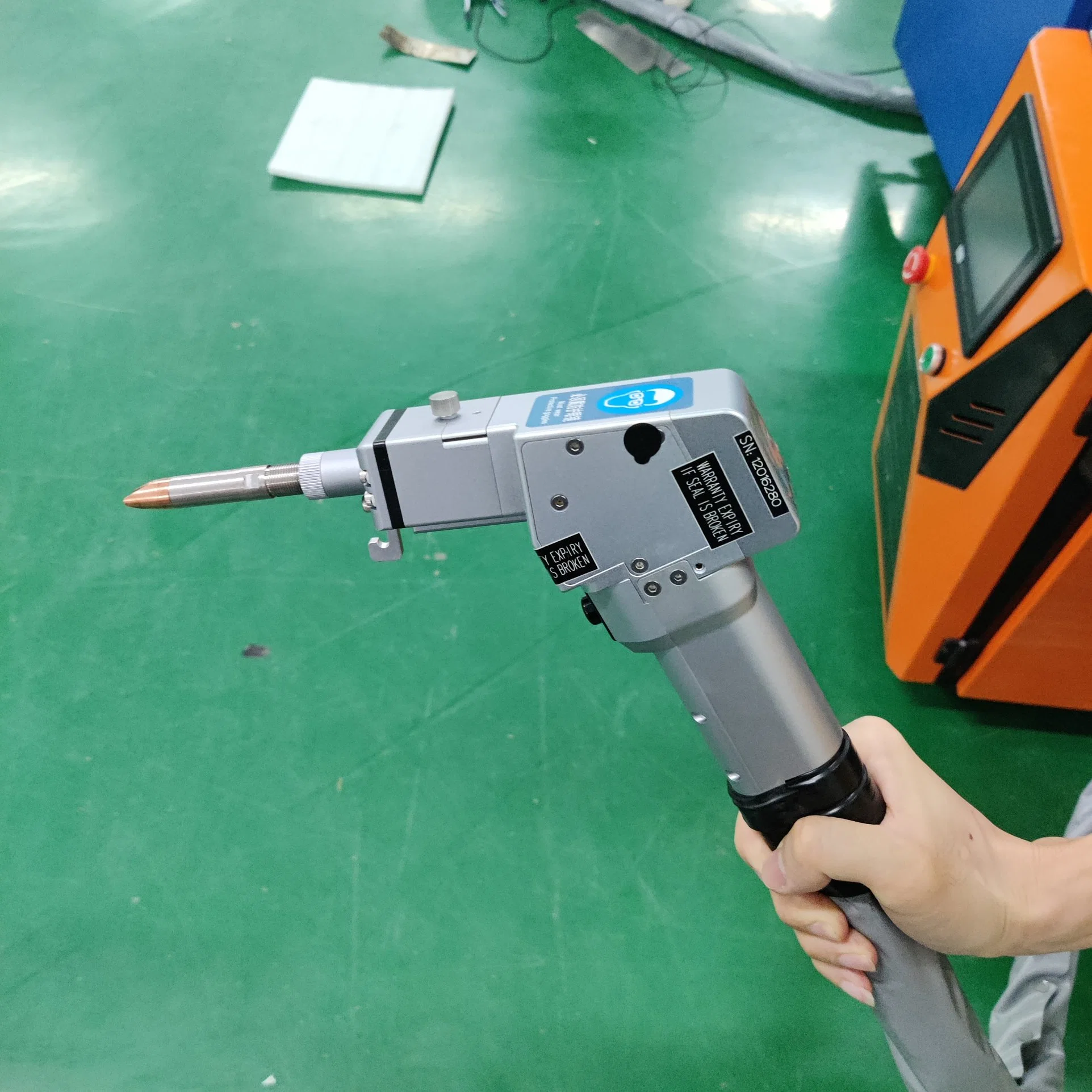 Max Raycus Laser Sup Qilin Welding Head System Wire Feeder Innovative Handheld Laser Welding Machine