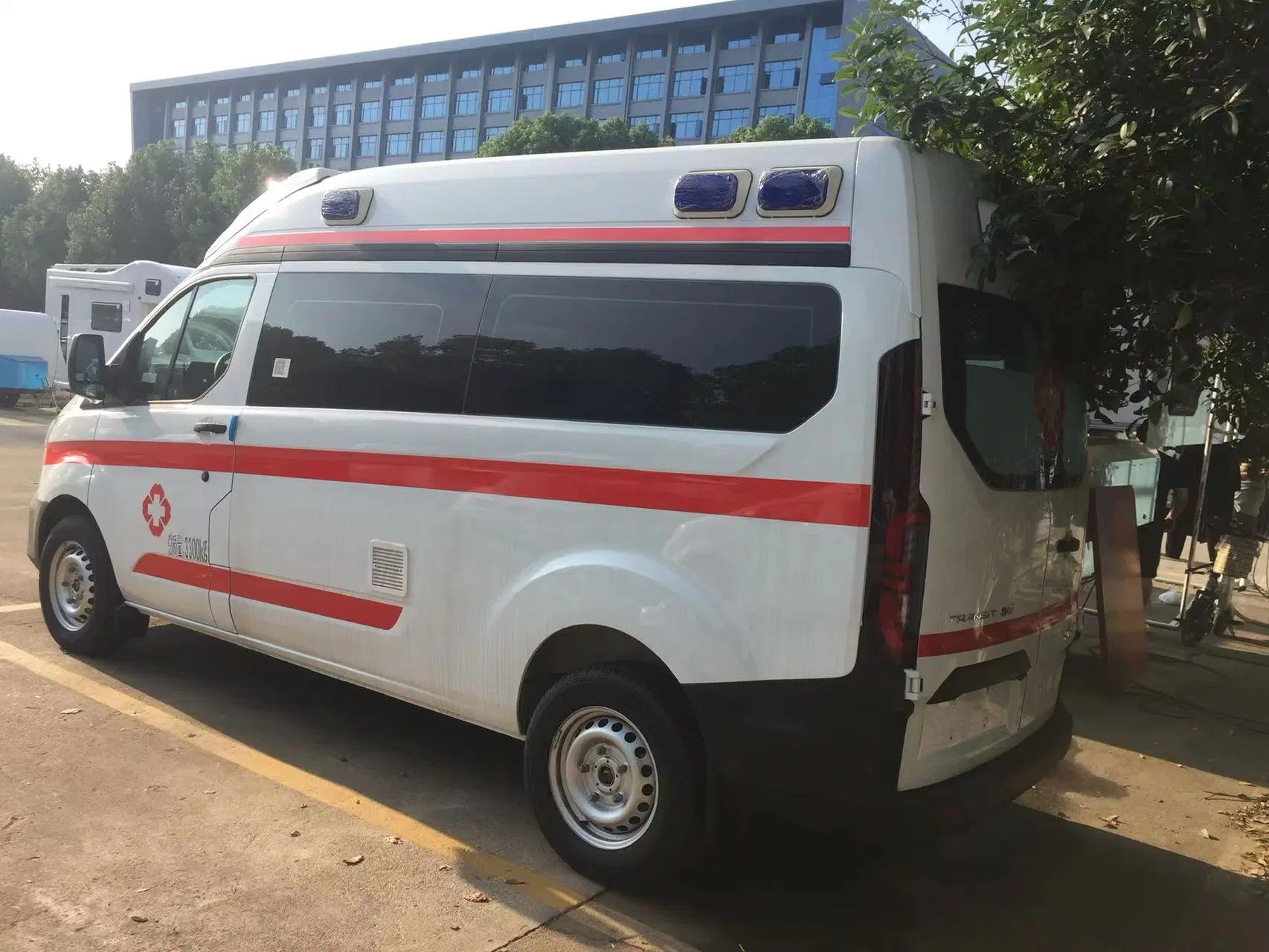 ICU Hospital Patient Transport Medical Rescue Ambulance