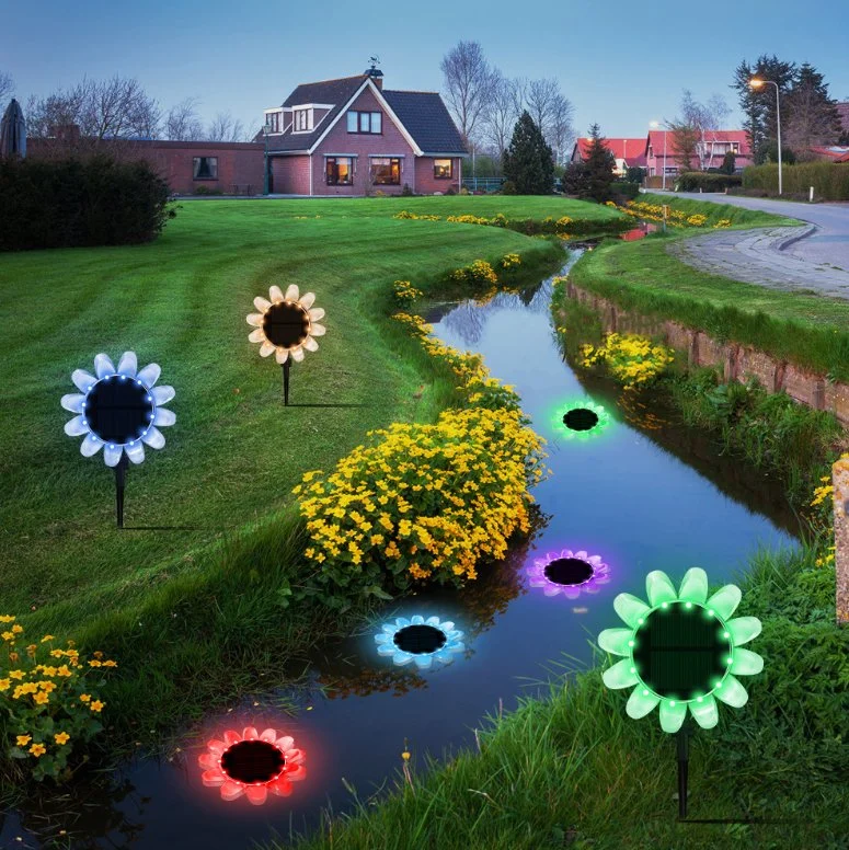 Outdoor Sonnenblume Form LED Rasen Landschaft Beleuchtung für dekorative Fernbedienung Steuerung Solar Garden Lamp 120 Grad Einstellbar Wasserdicht Ipx5 Garten Licht