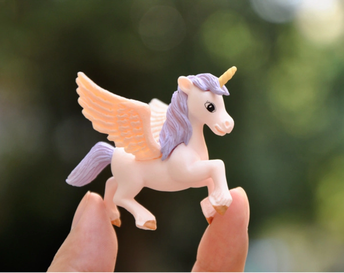 Mystery Box Fairy Garden Miniature Plastic Craft Cartoon Horse with Wing Crafts