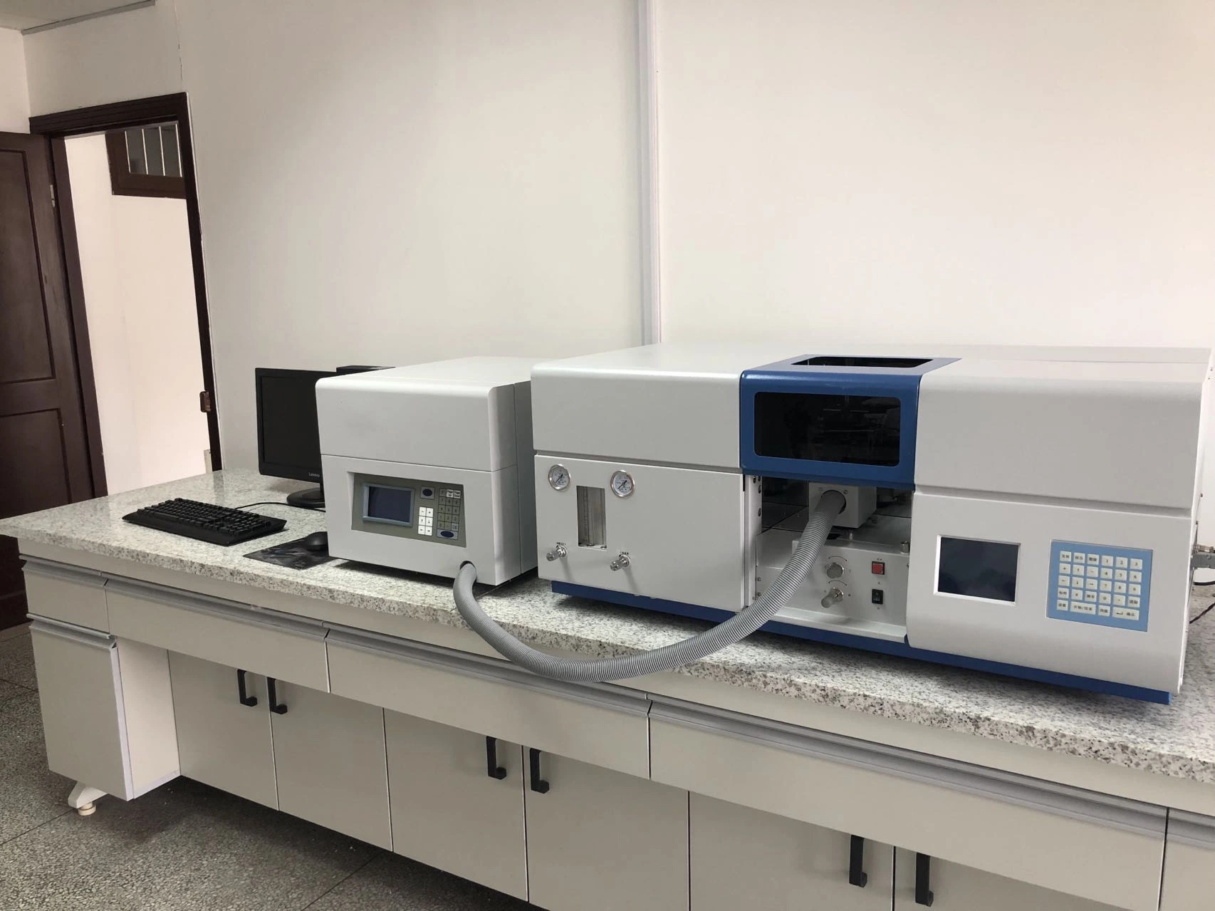 Dw-AA320n Metal Analyzer Machine Atomic Absorption Spectrometer Spectrophotometer