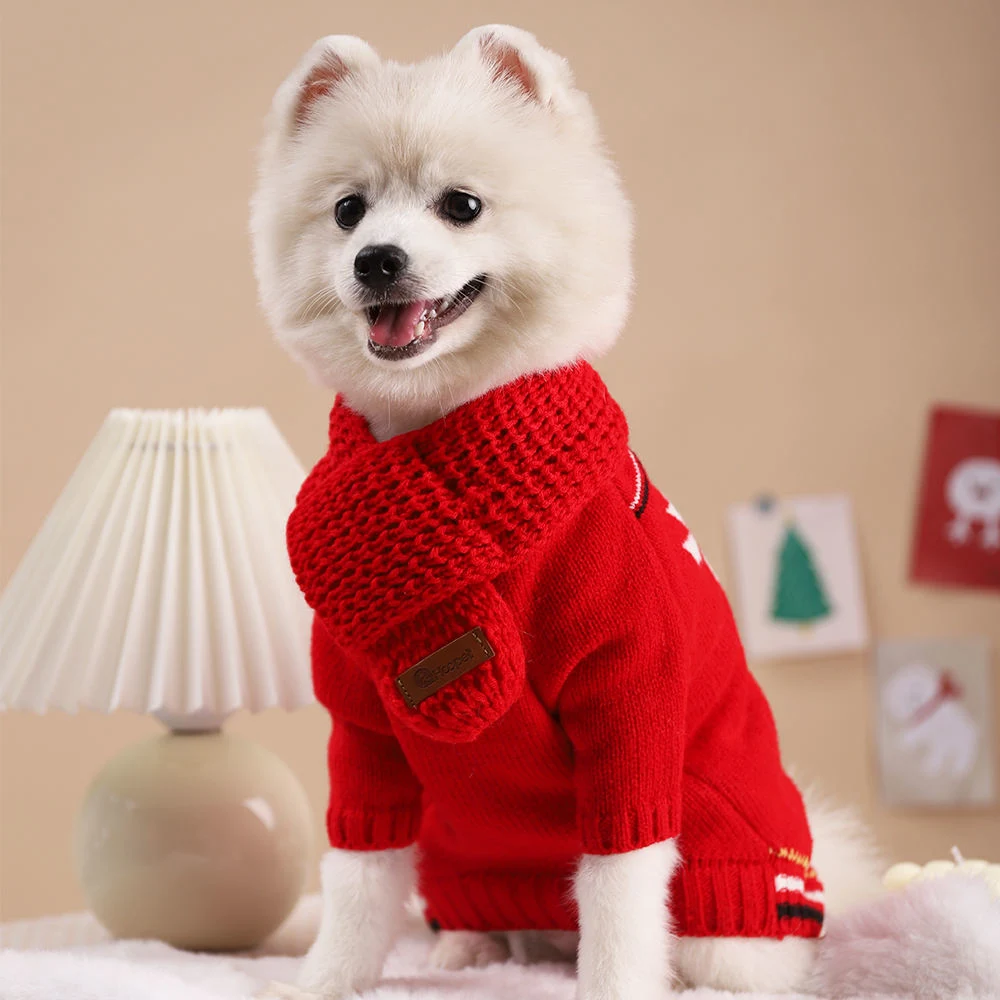 Wholesale/Supplier Fashion Warm Pet Red Knitted Scarf New Year Clothes