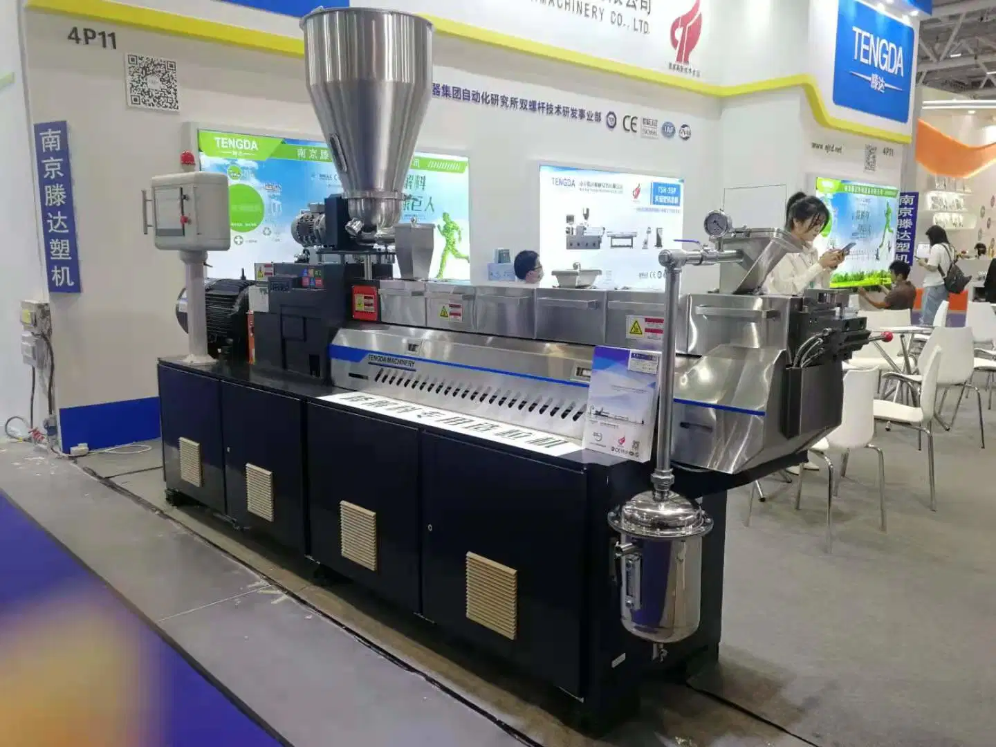 Hot-Sale Lab Recycling Twin Screw Extruders Machine with High Quality