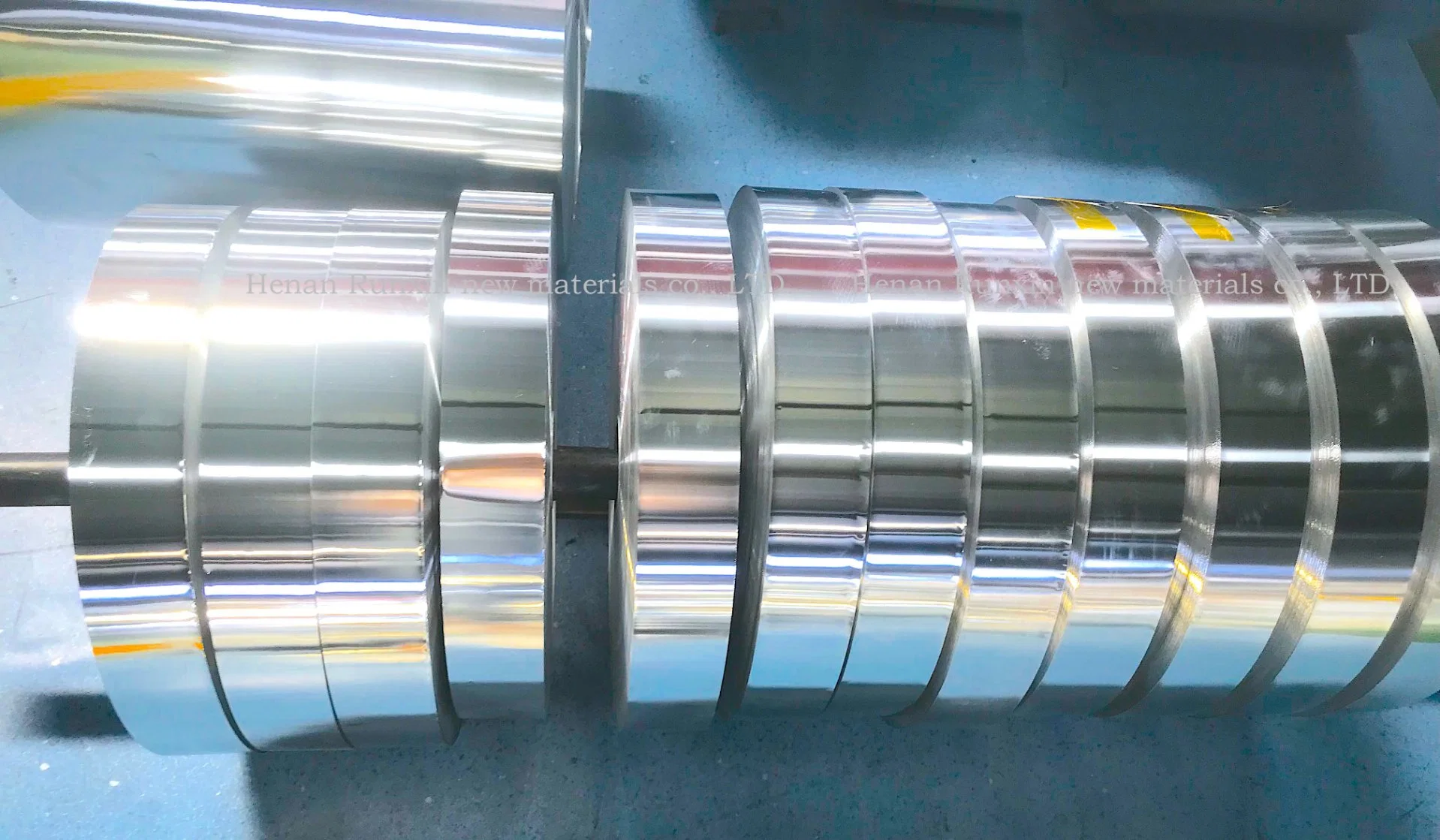 Hot Rolled Aluminum Foil Roll Aluminum Foil Container