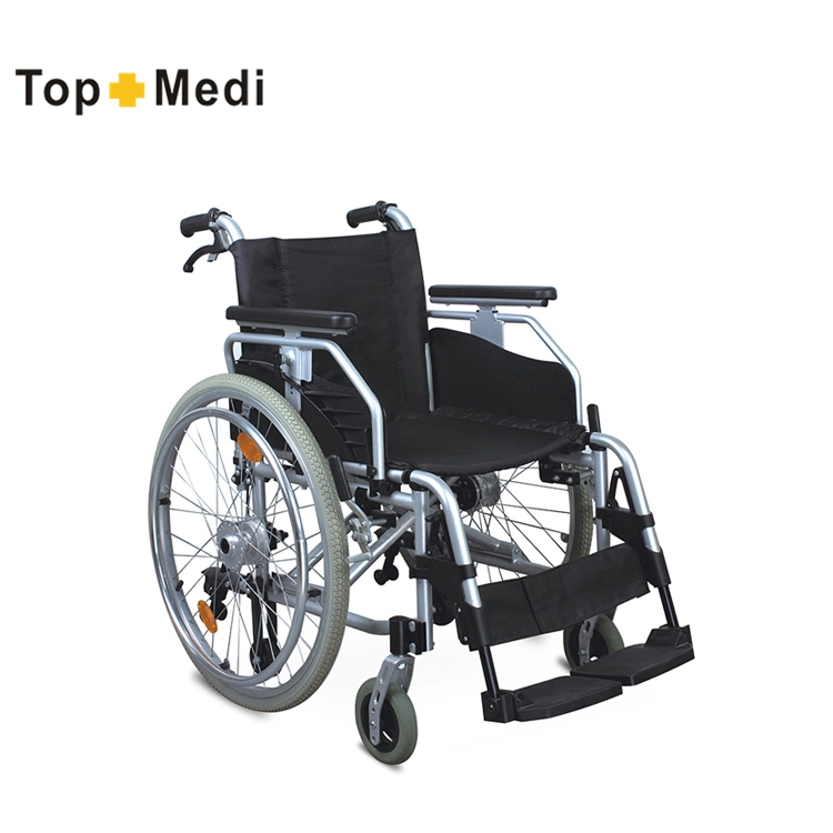 Fauteuil roulant léger et pliable en aluminium avec roue arrière à dégagement rapide