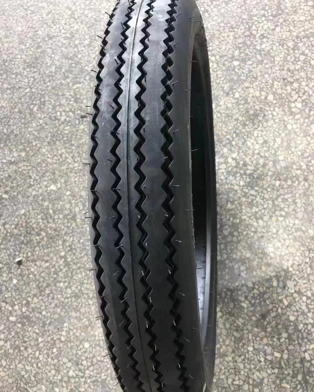 Cheapest Motor Bike Tires Motorcycle Tubeless Tyre 5.00-16 180/65-16