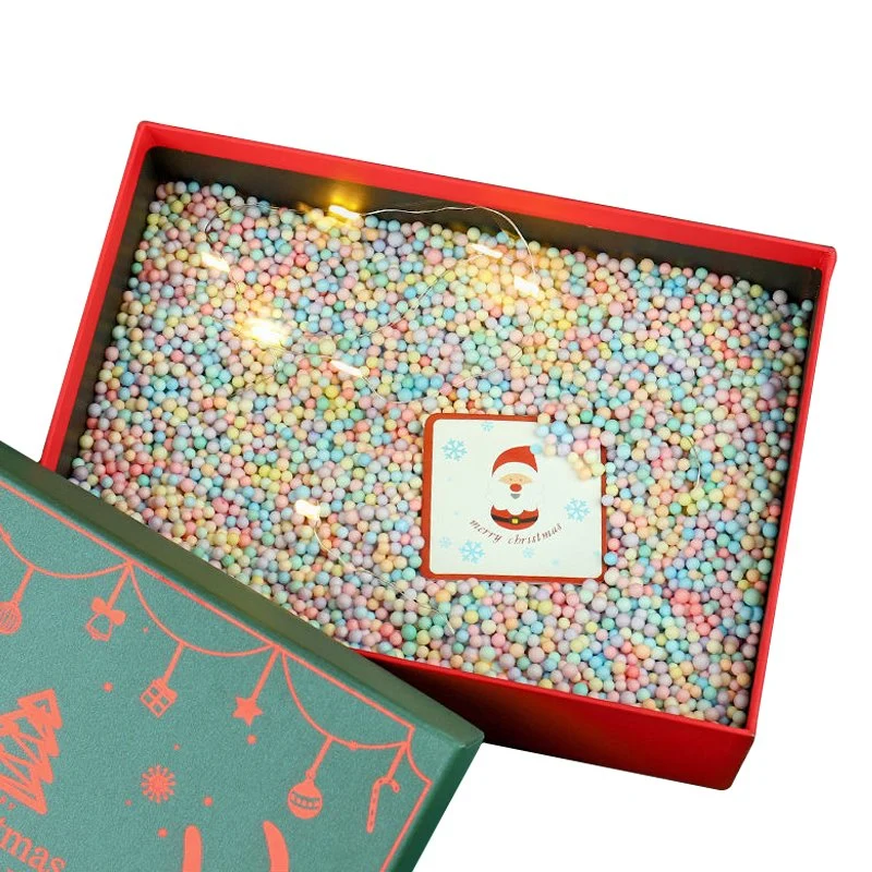 Boîte d'emballage de cadeau de Noël en carton sur mesure avec nœud papillon, écharpe, jouets, décorations et boîtes de rangement avec couvercle.