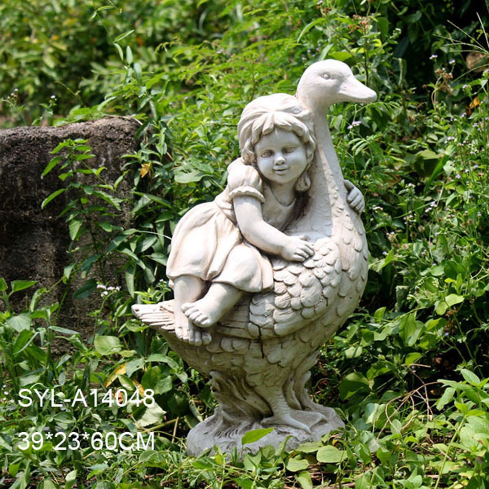 Life Size Garden Staute for Outdoor Backyard Decoration