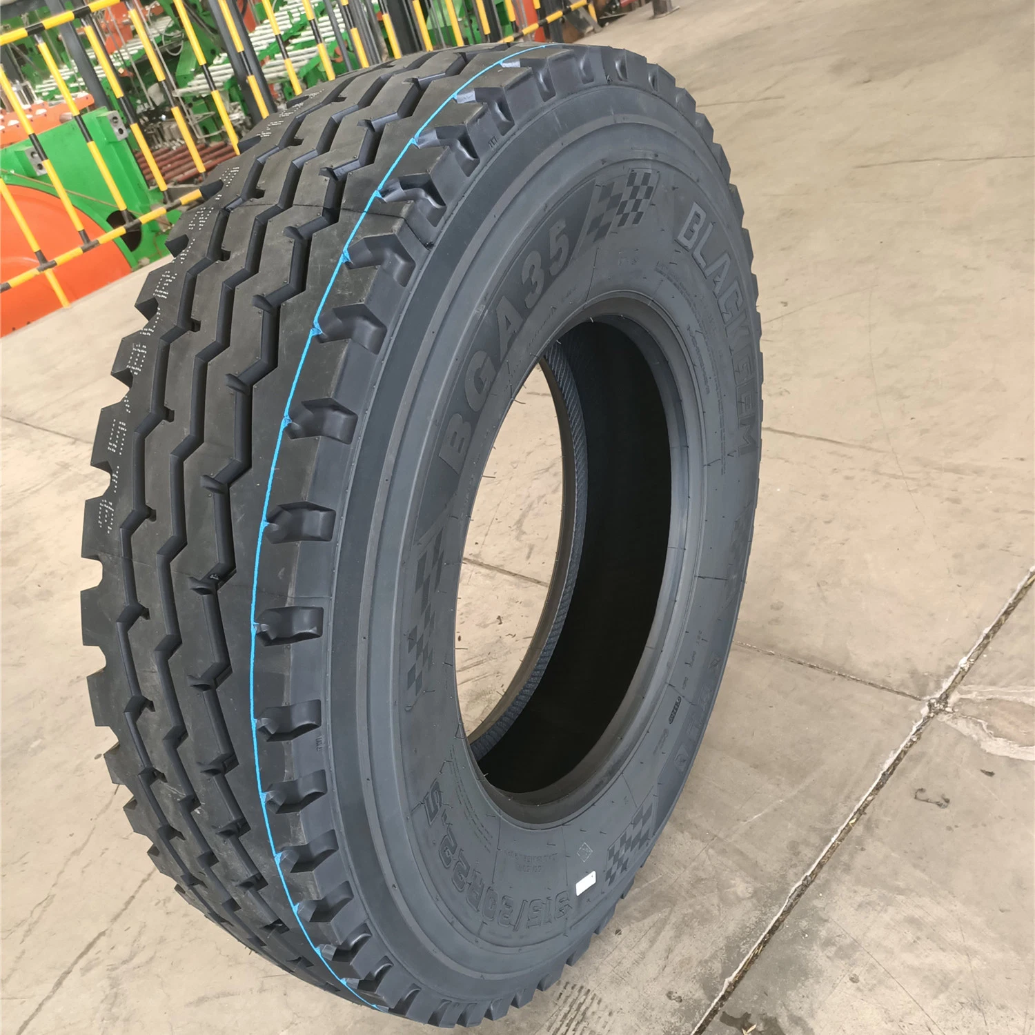 Wholesale/Supplier Blackgem Brand TBR All Steel Radial Tubeless Truck Tires (315/80r22.5)