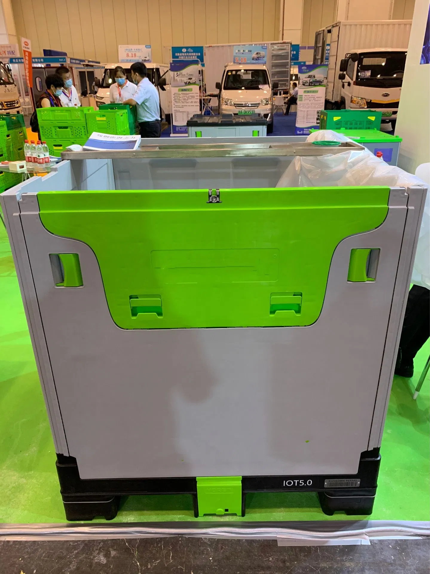 Foldable Recyclable Plastic IBC Container (OF330) / Food Industry IBC Container