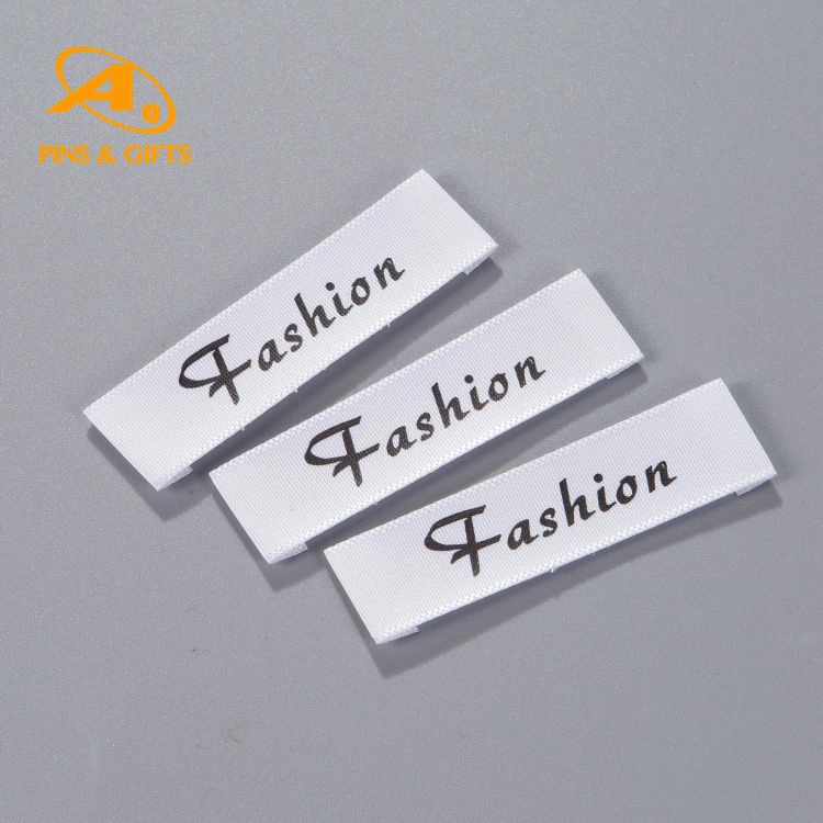 Sinicline Customized Garment Hang Tags High Temperature Resistant Washable Textile Linen Project Woven Label