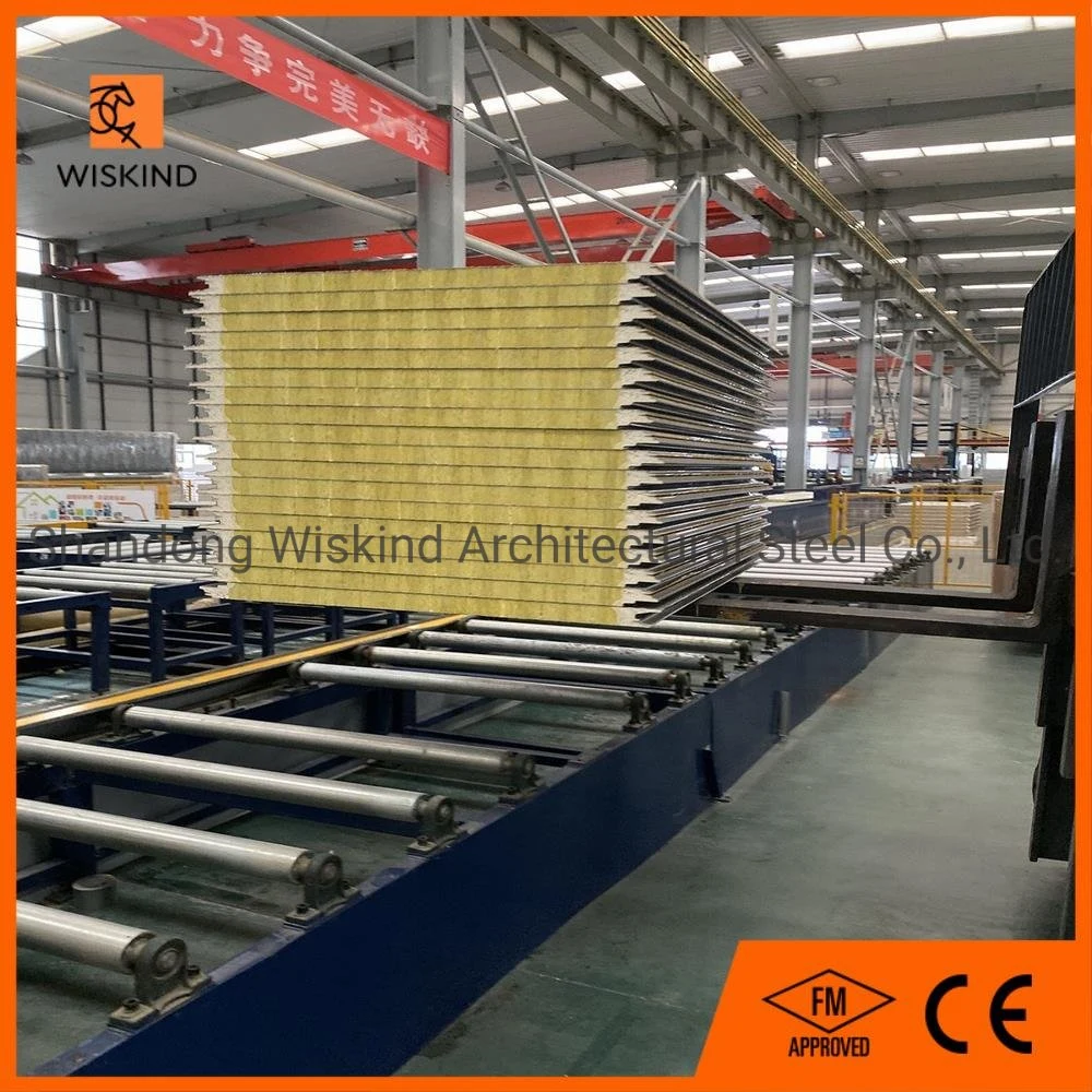 China hizo diseño de paneles sándwich de lana de roca para el revestimiento de la construcción